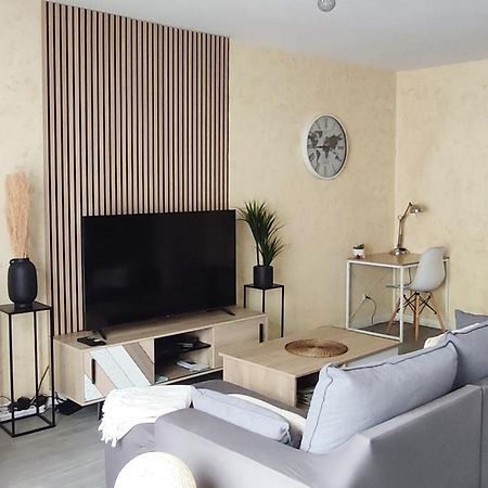 Cosy Appart - Balcon, Parking, Spacieux T2 - Proche Eurexpo Stade 생프리에스트 외부 사진