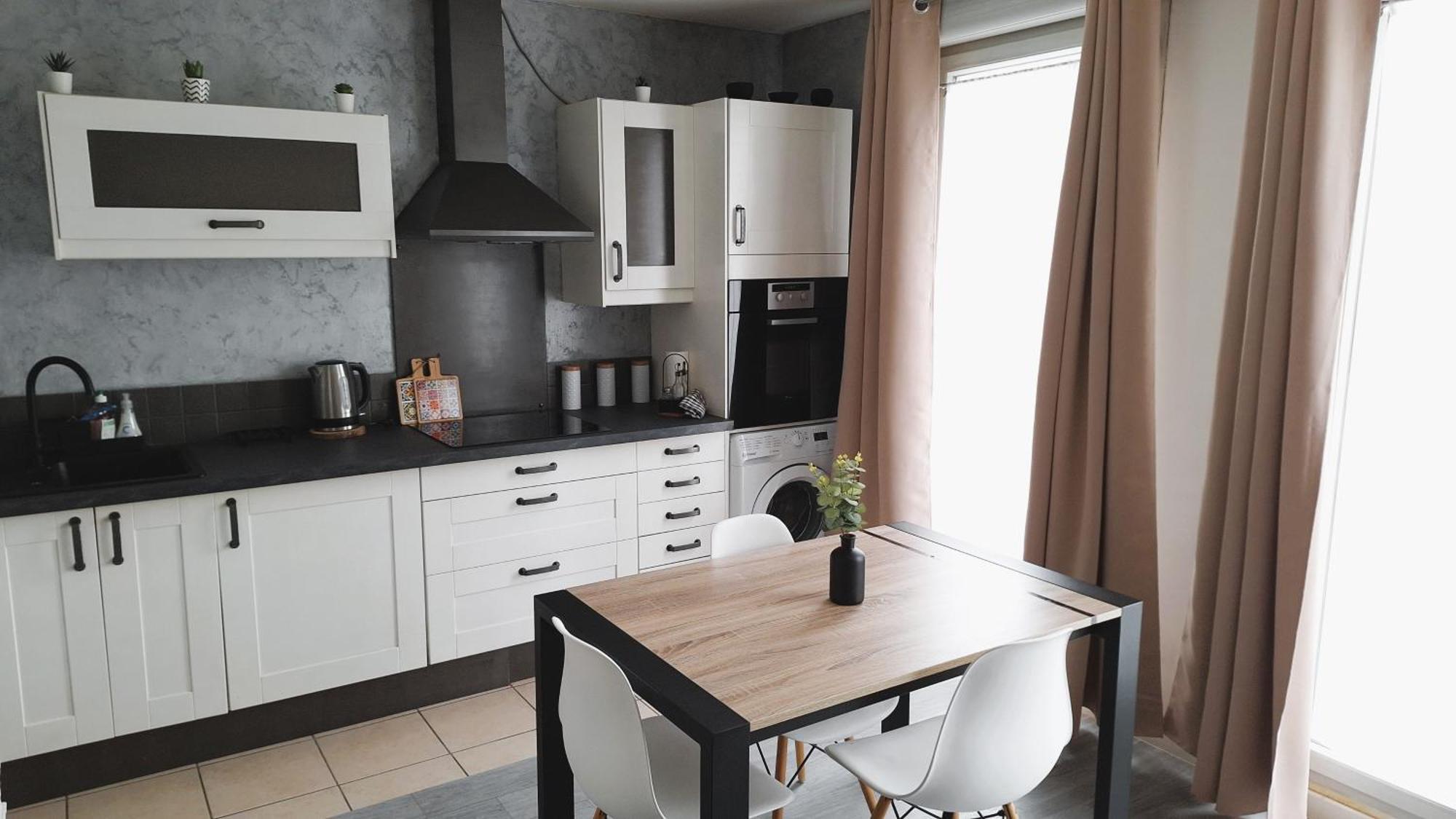 Cosy Appart - Balcon, Parking, Spacieux T2 - Proche Eurexpo Stade 생프리에스트 외부 사진