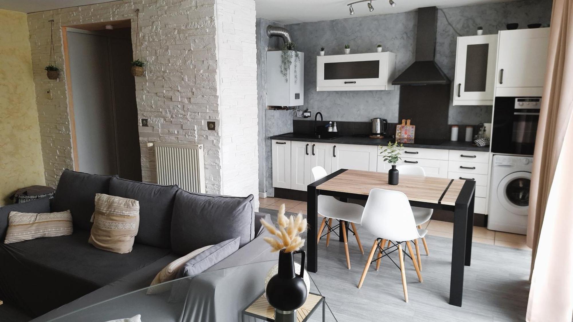 Cosy Appart - Balcon, Parking, Spacieux T2 - Proche Eurexpo Stade 생프리에스트 외부 사진